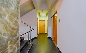 Super Oyo Krishna Guest House