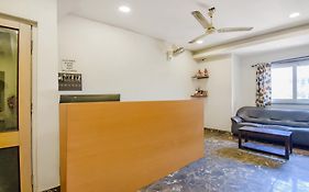 Super Oyo Krishna Guest House